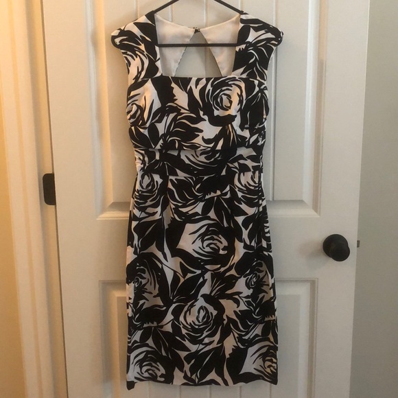 White House Black Market Dress - Picture 4 of 4